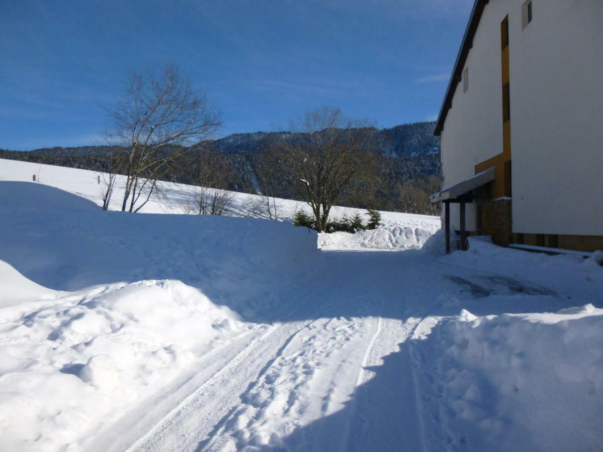 Les Chamois Lägenhet Lajoux Exteriör bild