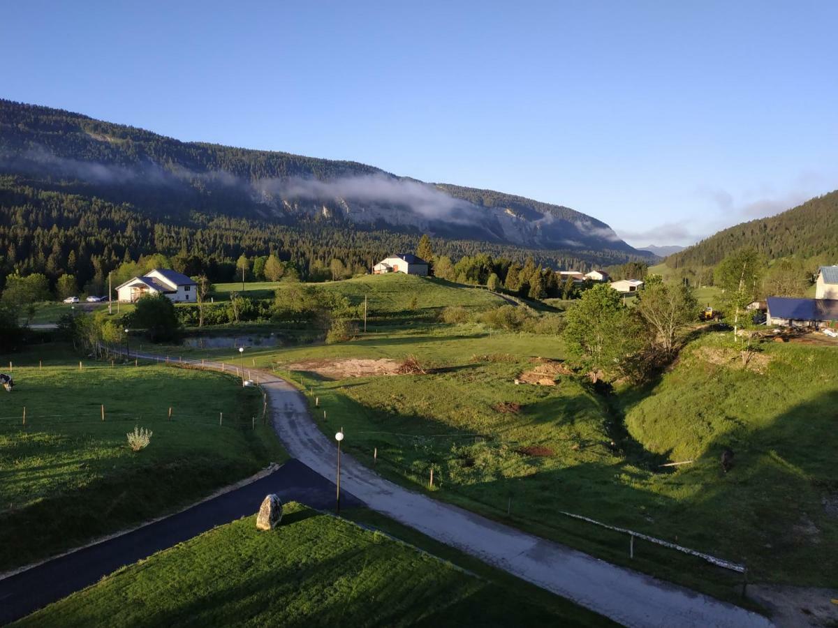 Les Chamois Lägenhet Lajoux Exteriör bild